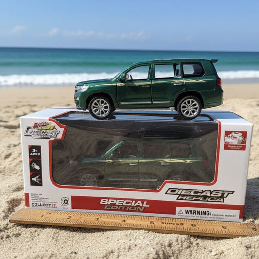 1:32 Scale Diecast Toyota Land Cruiser Model Car