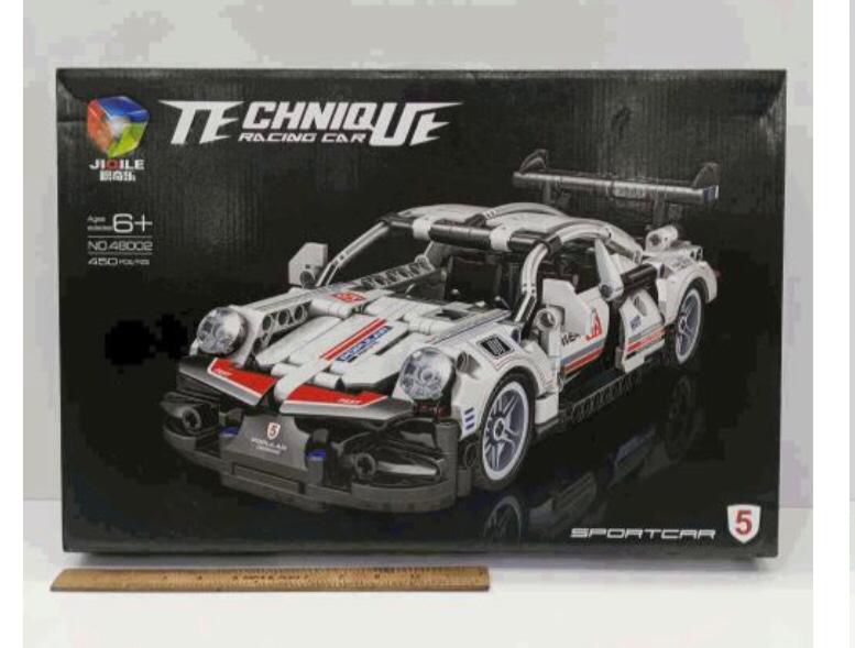 Precision Engineering 1:18 Scale White Racing Car Model Building Set